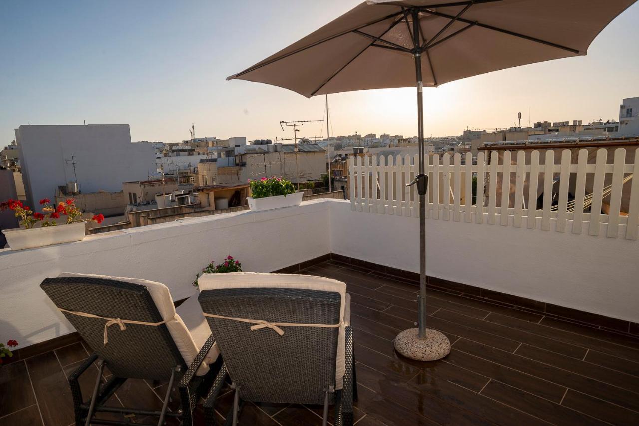 Seaside Apartments Malta Sliema 1 Ngoại thất bức ảnh